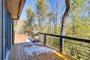 Mountain-view Gem w/ Community Perks in Dillard!