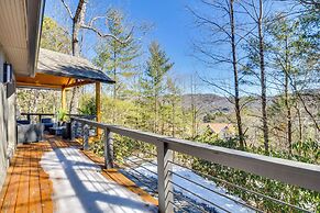 Mountain-view Gem w/ Community Perks in Dillard!