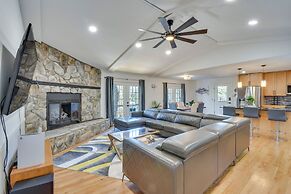 Mountain-view Gem w/ Community Perks in Dillard!