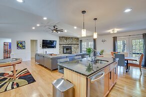 Mountain-view Gem w/ Community Perks in Dillard!