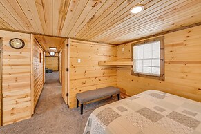 Near Hunting: Cozy Cabin w/ Deck in Grass Range!