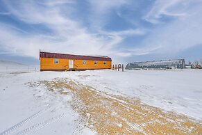 Near Hunting: Cozy Cabin w/ Deck in Grass Range!