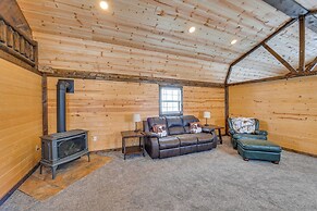 Near Hunting: Cozy Cabin w/ Deck in Grass Range!