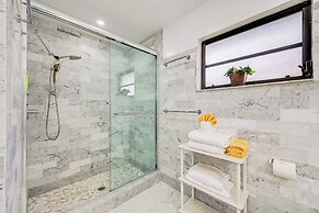 4 Mi to Ocean: Bonita Springs Oasis w/ Heated Pool