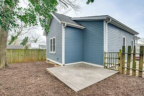 1 Mi to Dtwn: Home w/ Backyard in Raleigh!