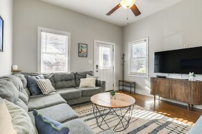 1 Mi to Dtwn: Home w/ Backyard in Raleigh!