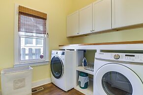 1 Mi to Dtwn: Home w/ Backyard in Raleigh!