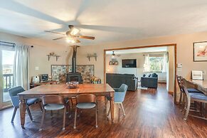 Mountain-view Deck: Pet-friendly Cabin in Bailey