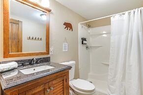 Mountain-view Deck: Pet-friendly Cabin in Bailey