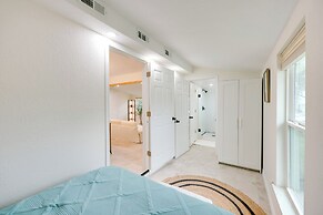 2 Mi to Canyon Lake: Cottage w/ Fire Pit & Grill