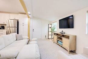 2 Mi to Canyon Lake: Cottage w/ Fire Pit & Grill