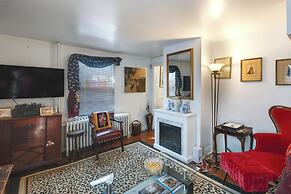 1 Mi to Old Town: Historic Area Gem in Alexandria