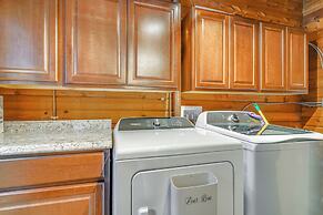 5 Mi to Breckenridge Ski Resort: Cozy Wood Cabin!