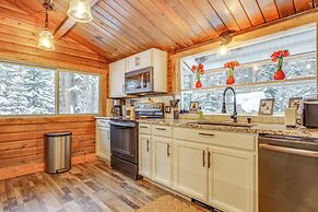 5 Mi to Breckenridge Ski Resort: Cozy Wood Cabin!