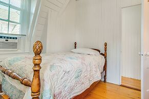 Steps to Inkwell Beach: Victorian Home!