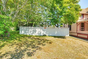 Steps to Inkwell Beach: Victorian Home!