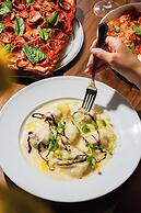 FOUND Hotel Miami Beach