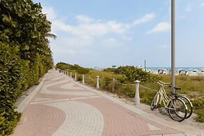 FOUND Hotel Miami Beach