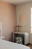 FOUND Hotel Miami Beach