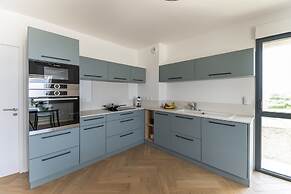 Apartment in Porspoder Near Plage du Bourg