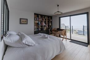 Apartment in Porspoder Near Plage du Bourg