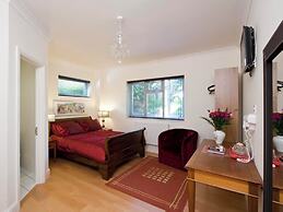 The Godalming Hotel