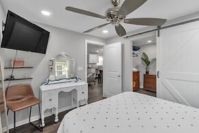 Charming Pet Friendly Concord Retreat 3 Bedroom Home