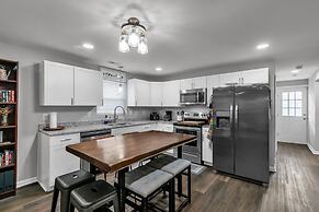 Charming Pet Friendly Concord Retreat 3 Bedroom Home