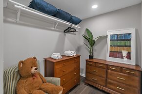 Charming Pet Friendly Concord Retreat 3 Bedroom Home