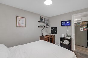 Charming Pet Friendly Concord Retreat 3 Bedroom Home