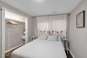 Charming Pet Friendly Concord Retreat 3 Bedroom Home