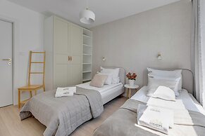 Seaside Przystań Letnica by Downtown Apartments