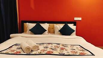 Lill sparrow by The Verdant Escapes