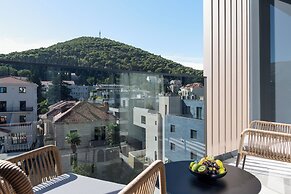 Hotel Sumratin
