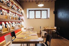 Rocca d'Orcia Suites and Villas