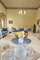 Arhontiko Arhanes Suites