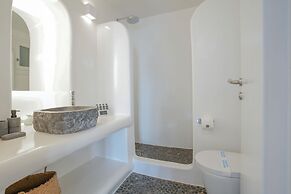 Mykonos 22 Superb Town Penthouse With Jacuzzi Spa