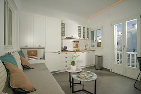 Mykonos 22 Superb Town Penthouse With Jacuzzi Spa