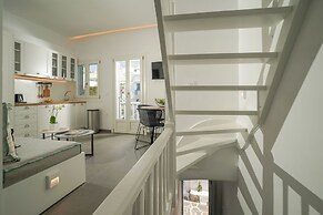 Mykonos 22 Superb Town Penthouse With Jacuzzi Spa