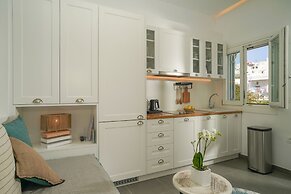 Mykonos 22 Superb Town Penthouse With Jacuzzi Spa