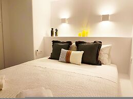 Mykonos 22 Superb Town Penthouse With Jacuzzi Spa