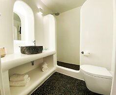 Mykonos 22 Superb Town Penthouse With Jacuzzi Spa