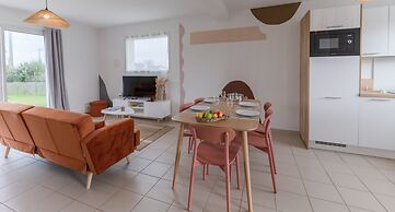 Holiday Home in Porspoder Near Plage du Bourg