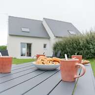 Holiday Home in Porspoder Near Plage du Bourg