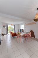 Holiday Home in Porspoder Near Plage du Bourg