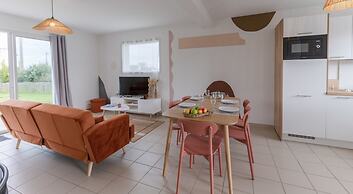 Holiday Home in Porspoder Near Plage du Bourg