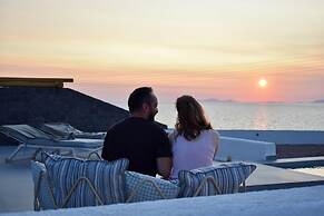 NORTHIA LUXURY VILLAS