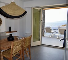 NORTHIA LUXURY VILLAS