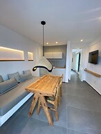 NORTHIA LUXURY VILLAS