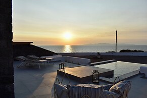 NORTHIA LUXURY VILLAS